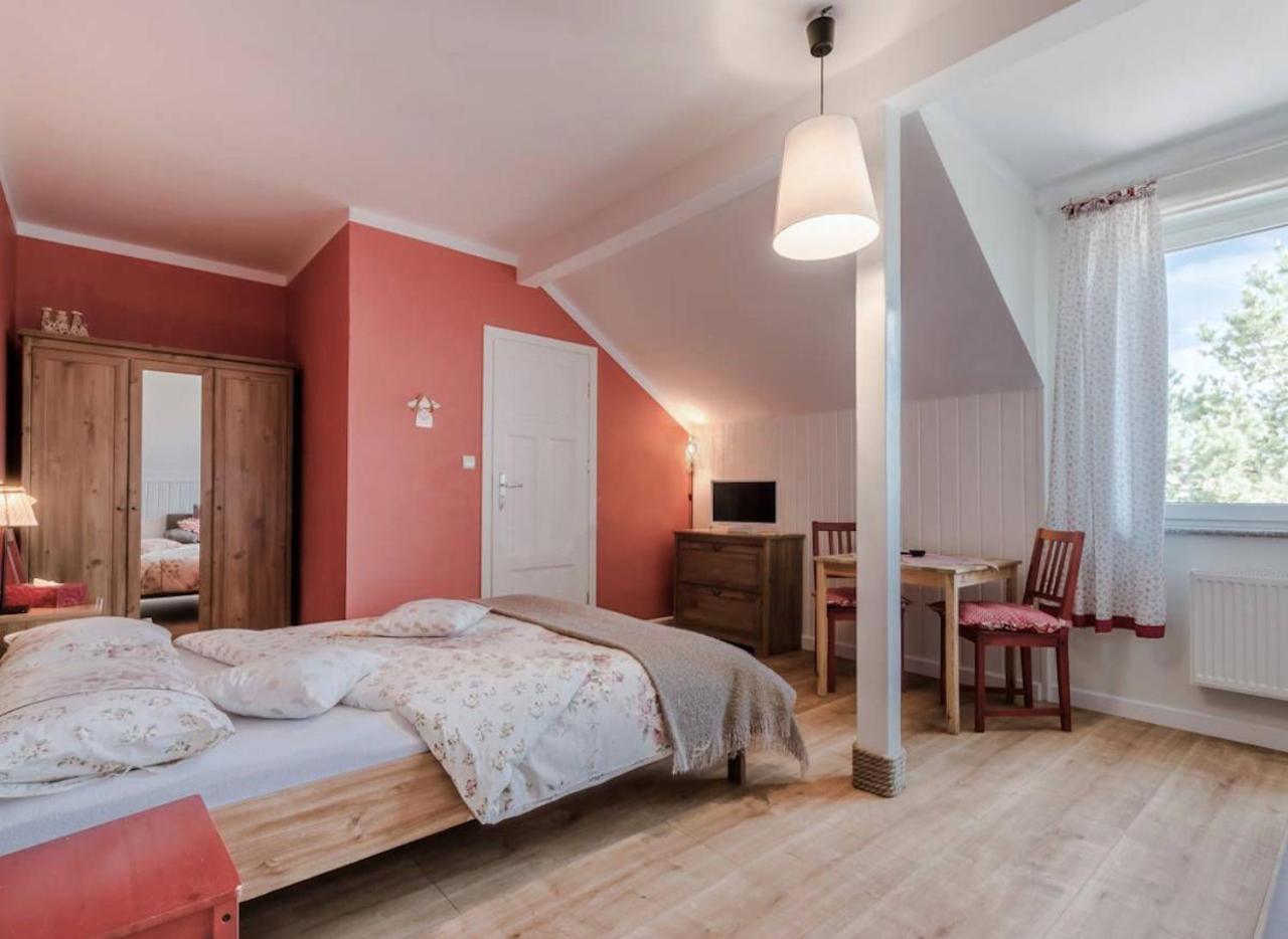 Szary Domek Apartamenty Ustka Exteriör bild
